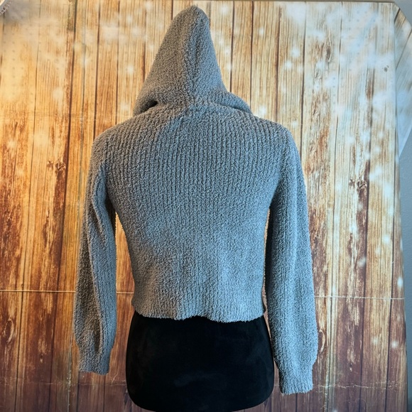 Women’s Gray Hooded Cropped Sweater Textured Knit 100% Recycled Polyester Small - Picture 2 of 9